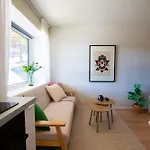 Apartment Close To Nature And The City